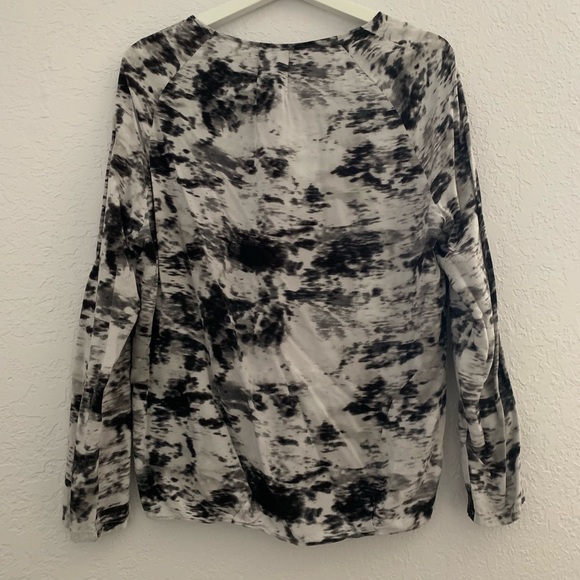 Calvin Klein Top - Picture 2 of 3